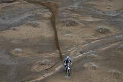 Luciano Benavides, primero en repetir victoria en motos; dos españoles en el top 10