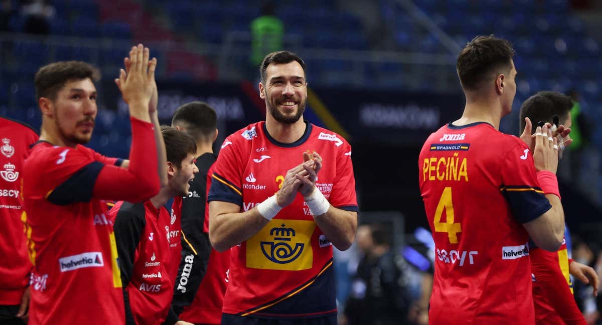Los Hispanos celebran el triunfo ante Montenegro/REUTERS