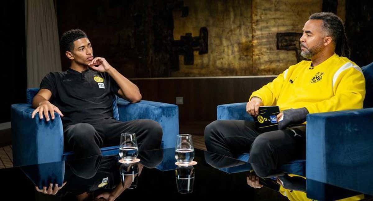 Bellingham durante la entrevista con la web oficial del club. /BVB DORTMUND