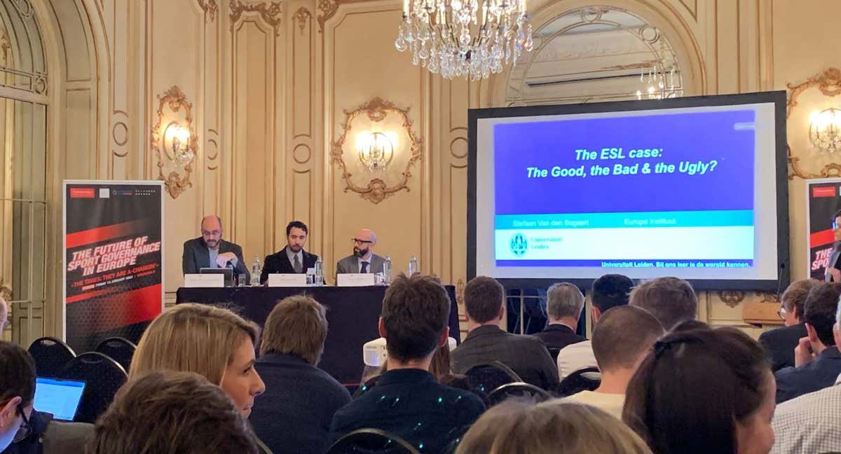Mesa redonda sobre el caso de la Superliga en el Hotel Plaza de Bruselas .