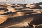 El Empty Quarter no hace mella en las motos; Howes, Price y Benavides son los candidatos