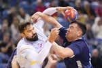 Los Hispanos pasan de fase tras un día gris en el Mundial