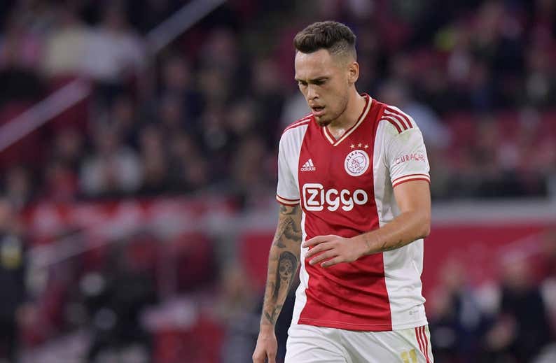 Ocampos regresa al Sevilla