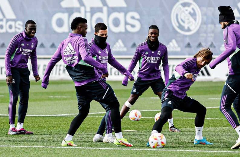 Modric y Carvajal se quedan fuera; repite Mario y debuta Tobias