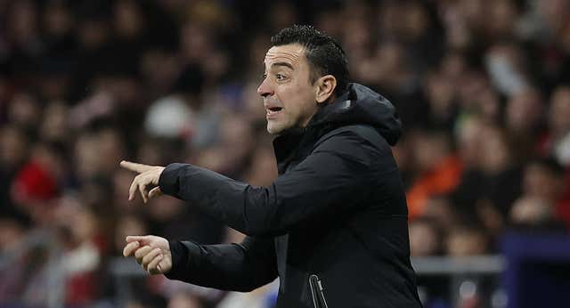 Xavi: «No sería una tragedia que no viniera nadie, pero sí nos podemos reforzar, mejor»