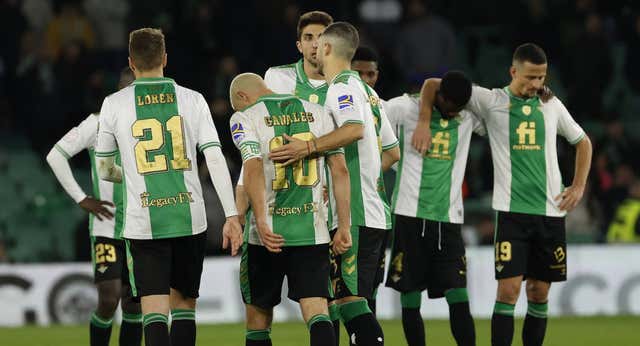 Los penaltis castigan al Betis: la semana más dura del campeón