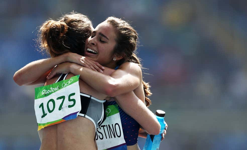 Nueve abrazos que marcaron la historia del deporte: «Las medallas no valen nada al lado de la amistad»