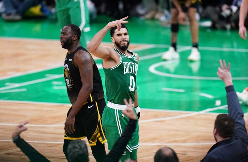 Los Celtics superan los fantasmas de las últimas finales