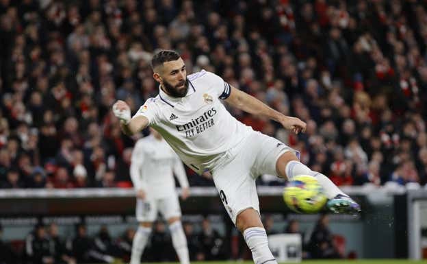 Así fue el golazo de Benzema para marcar el 0-1.  EFE