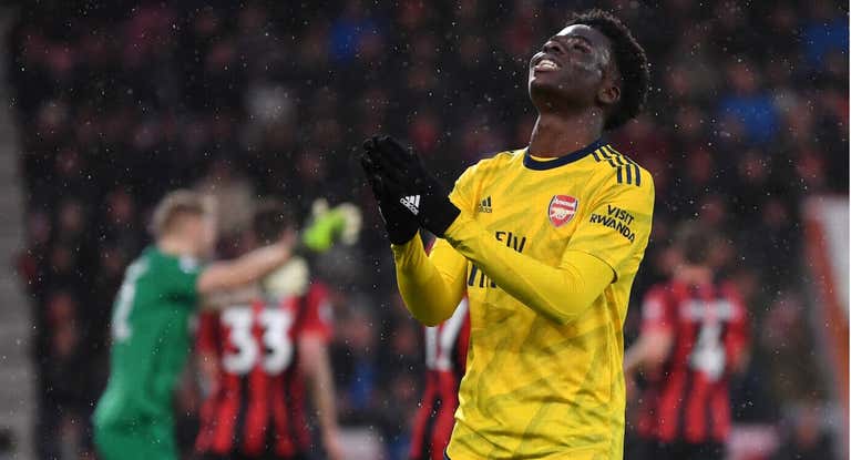 Saka durante el debut de Arteta ante el Bournemouth.