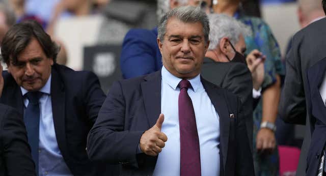 Laporta recupera el aval que tuvo que depositar en LaLiga para inscribir a Kounde