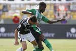 Las dudas de Paul Akouokou para renovar con el Betis