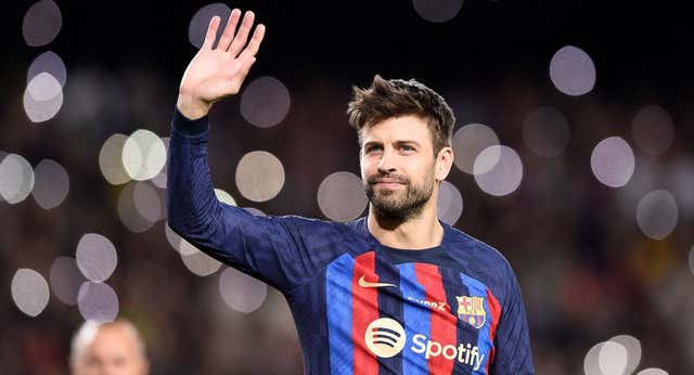 Piqué ya no es oficialmente jugador del Barça