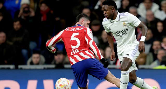 «Vinicius es de los nuestros», gritó el Bernabéu