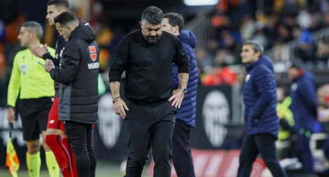 Gattuso no aclara su continuidad: «Tengo que hablar con mi plantilla…»