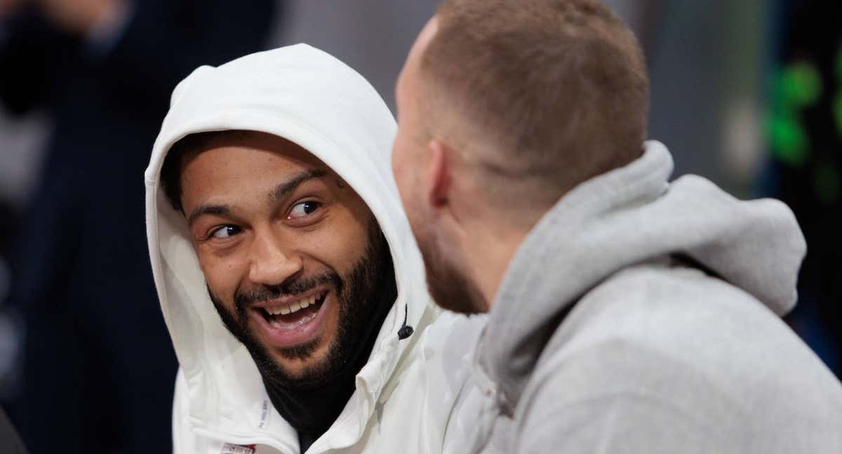 Pierriá Henry, este viernes, en el Buesa Arena para arropar a sus compañeros ante Anadolu Efes. /GETTY IMAGES