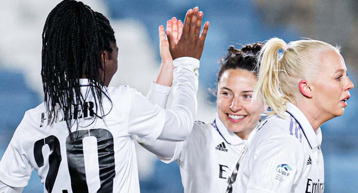 Feller celebra su gol ante el Athletic con Ivana. /REAL MADRID