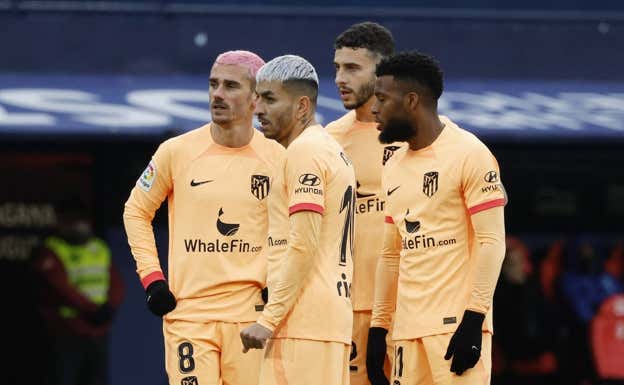 Lemar, Mario Hermoso, Correa y Griezmann fueron titulares en El Sadar.  REUTERS