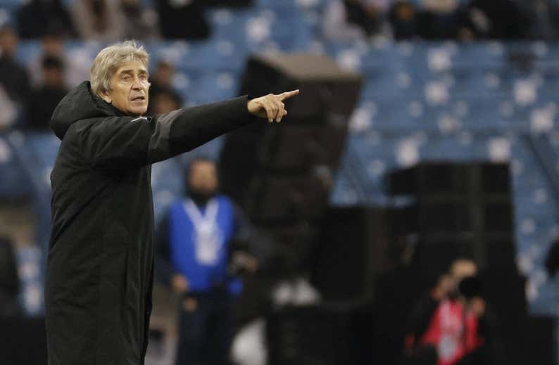 Pellegrini, harto del mercado: «Lo único real es que Loren se fue hoy a Las Palmas»