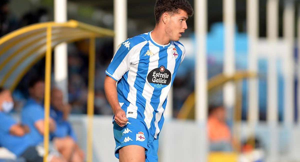 Trilli durante un partido con el Deportivo de la Coruña. /@RCDeportivo