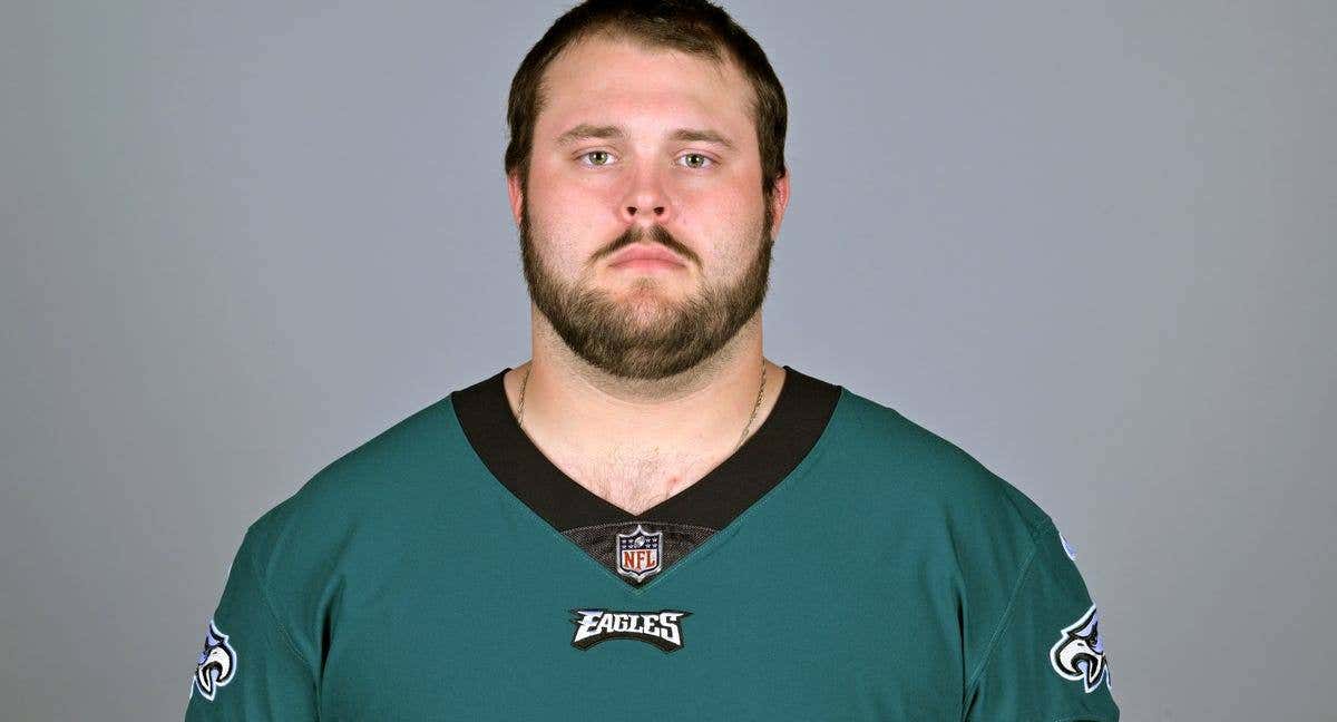 John Sills, posando como jugador de los Philadelphia Eagles./NFL