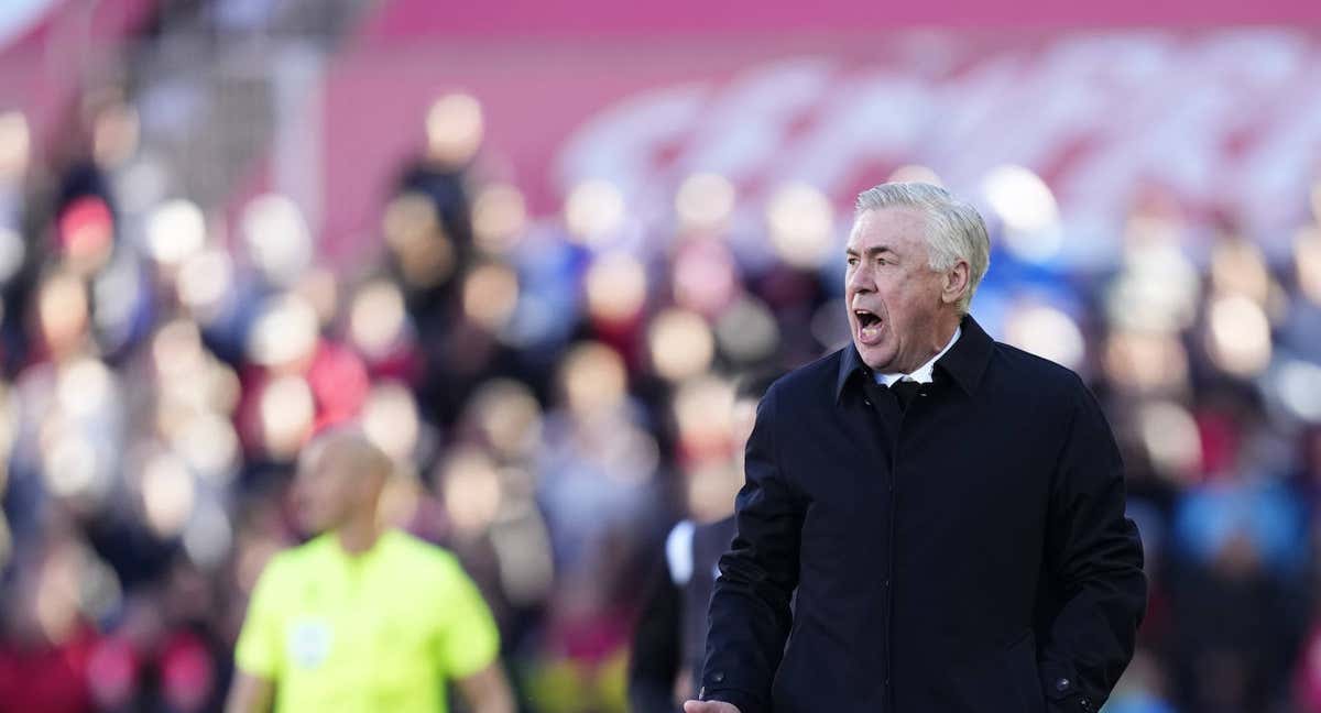 Carlo Ancelotti durante su partido frente al Mallorca. /AFP