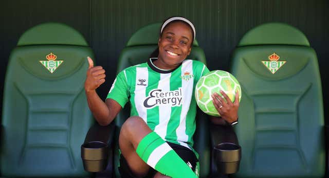 Ode Fulutudilu, la ‘niña de la guerra’ que puede redebutar ante el Barça