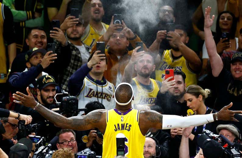 LeBron, un deportista de récord… y más de mil millones de dólares