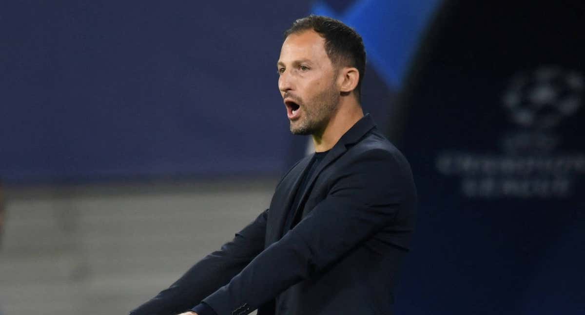 Domenico Tedesco en un partido de Champions con el Leipzig./Reuters