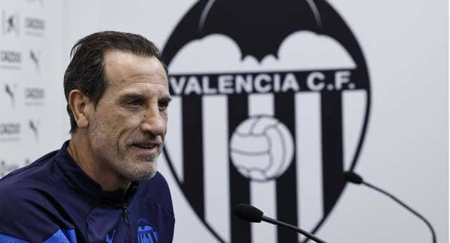 Voro: «No me preocupa que el club busque entrenador, yo no seré un problema»
