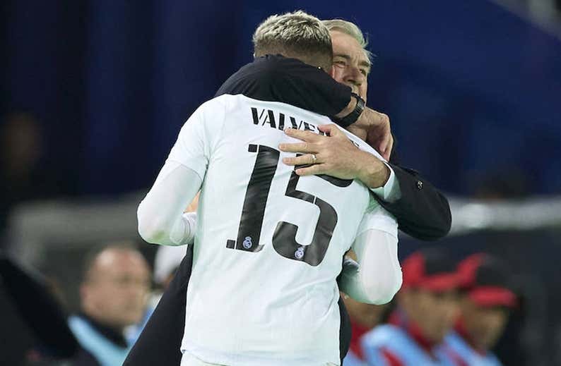Valverde pone a salvo el carnet de entrenador de Ancelotti