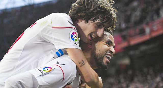 El Sevilla se sube a En-Nesyri y Sampaoli recupera el pulso