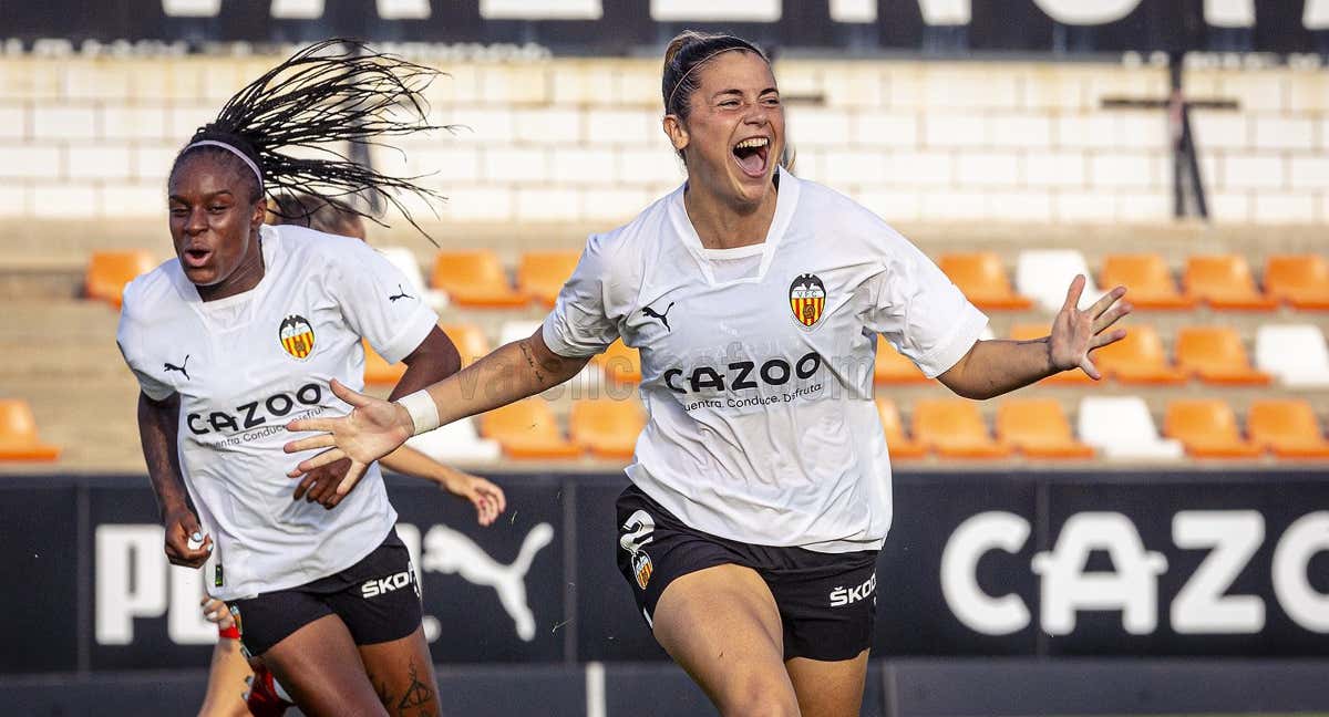 Berta Pujadas celebra un gol. /VALENCIA CF