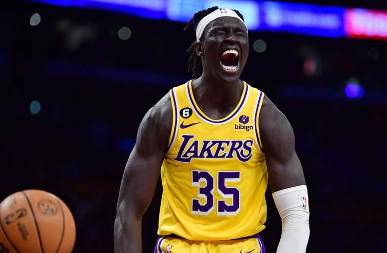 Un refugiado en la corte de 'King' James: La historia de Wenyen Gabriel