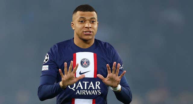 Coman deja tocado a un PSG que sólo puede agarrarse a Mbappé