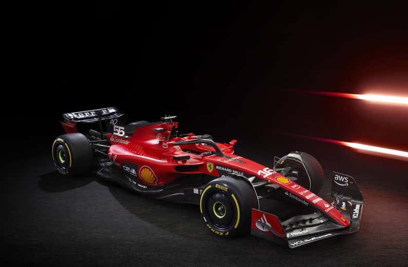 Ferrari impresiona con el flamante SF-23 para Sainz