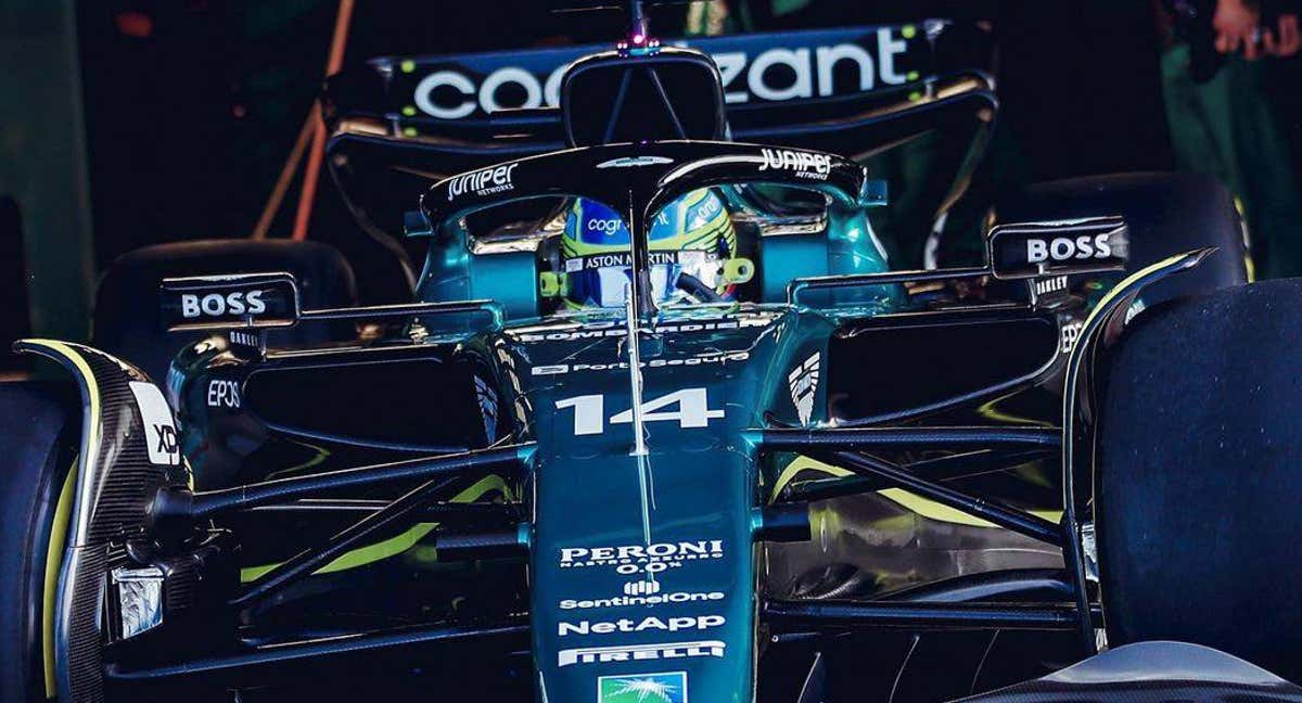 Fernando Alonso suma sus primeras 16 vueltas con el Aston Martin F1 en Silverstone