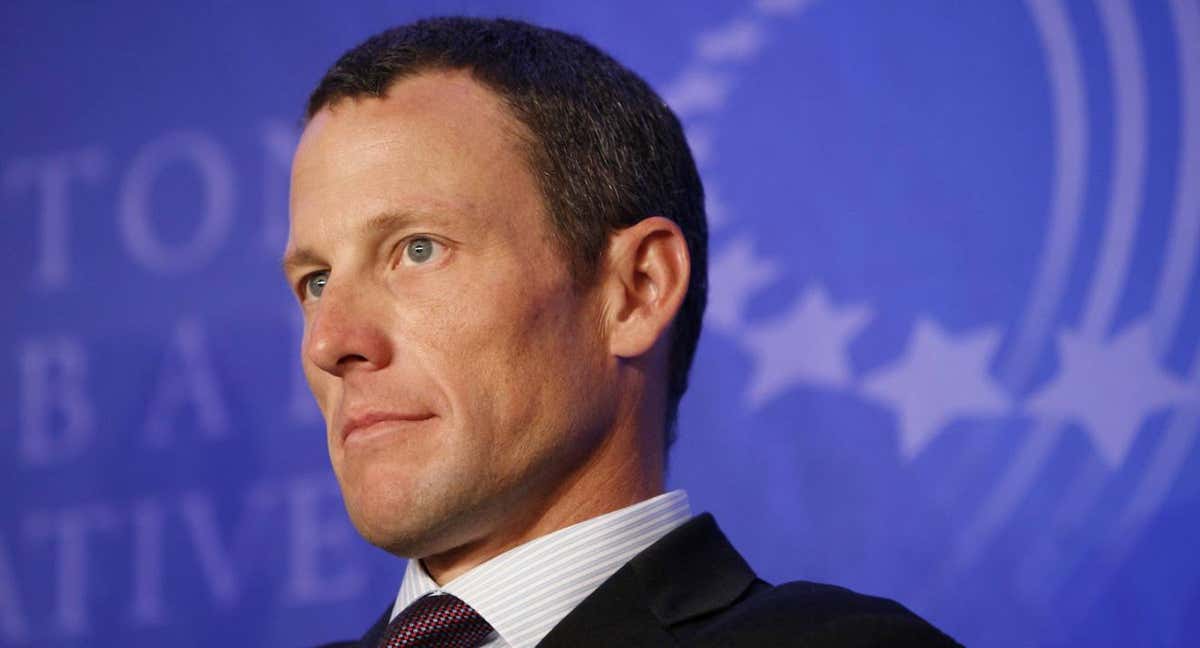 Lance Armstrong durante una conferencia en Nueva York en 2008. /AP / Jason DeCrow