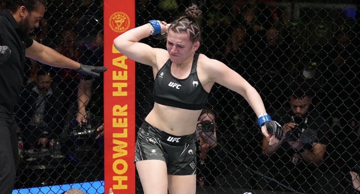 Erin Blanchfield celebra su victoria sobre Andrade en el UFC Las Vegas 69.