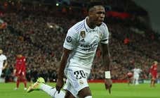 Vinicius vuelve a atormentar al Liverpool, su víctima favorita en Europa