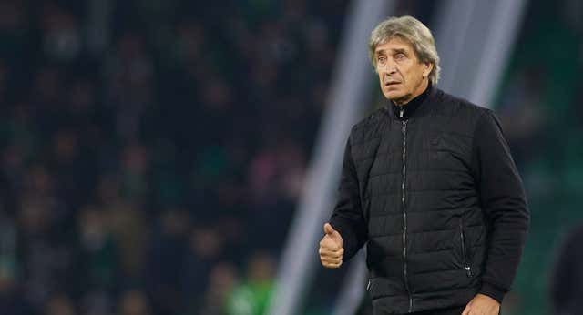 Los mensajes de Pellegrini: los avisos sobre el Elche y los retos para el vestuario