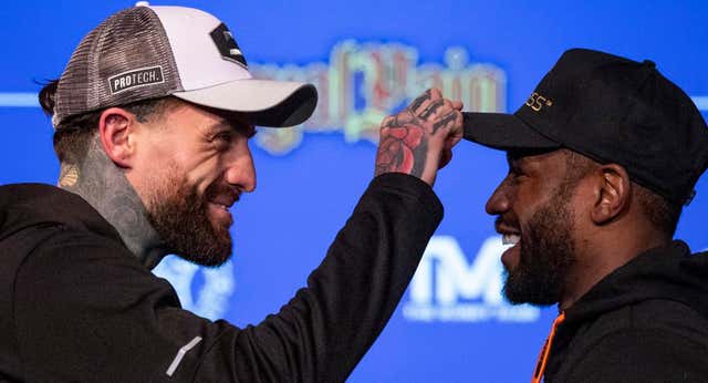Floyd Mayweather – Aaron Chalmers: horario España, tv, cartelera y cómo ver el boxeo