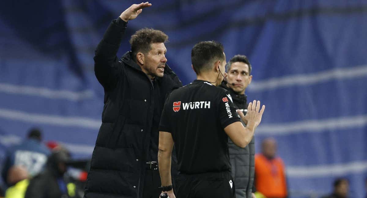 «Me encanta cuando el Bernabéu canta 'Cholo quédate'»