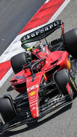 Carlos Sainz, en su Ferrari. AFP
