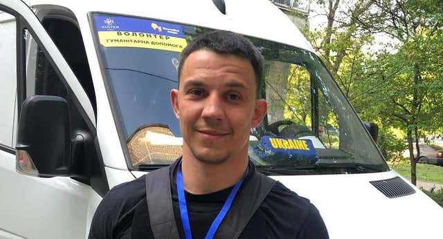Colgar las botas para ayudar en la guerra: el resurgir de Oleg Kosariev, capitán nacional de rugby en Ucrania