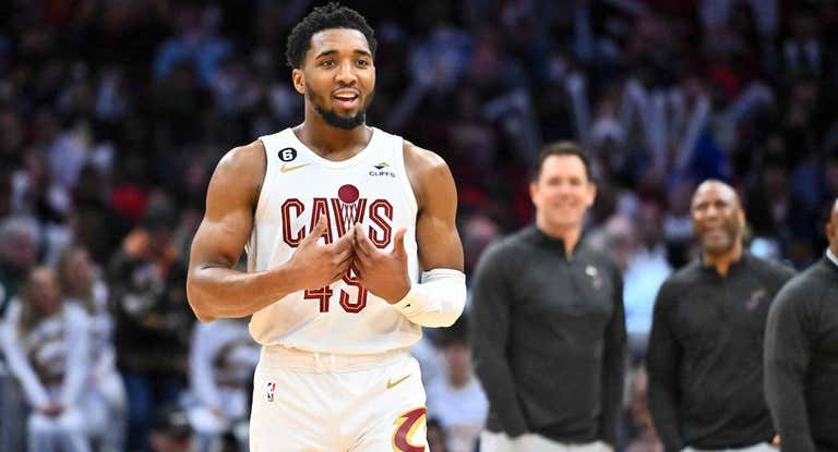 Donovan Mitchell, en un partido con los Cavs.