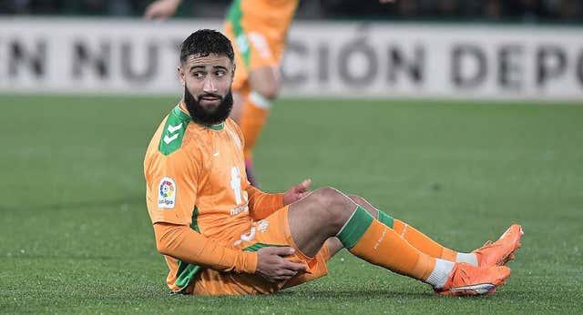 Coquelin, Reinildo y ahora… ¡Fekir se rompe también el cruzado!
