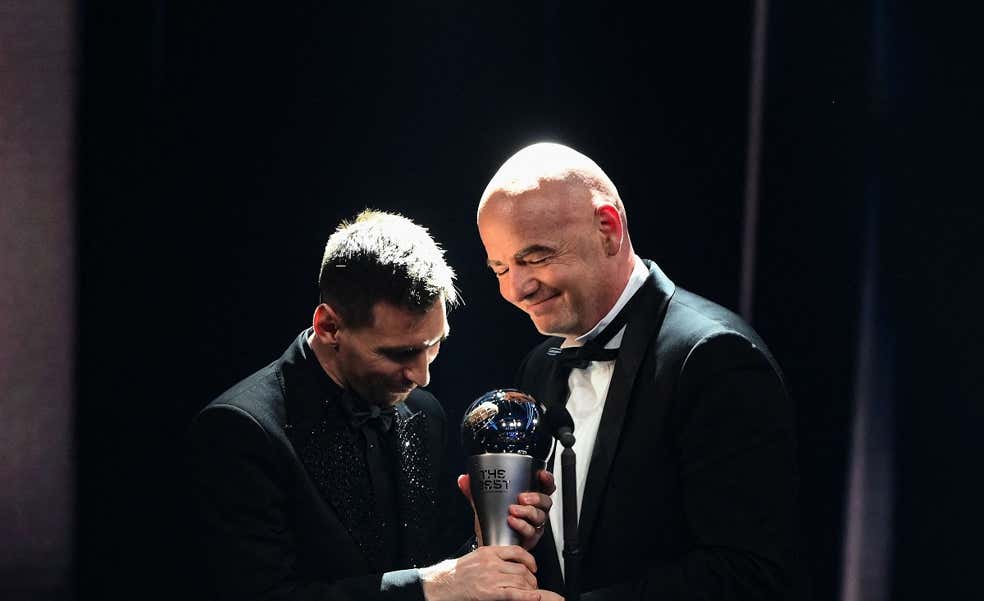 ¿Por qué Messi ha pasado de no estar nominado al Balón de Oro a ganar el The Best?