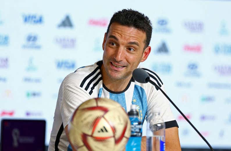 Scaloni supera a Ancelotti y Guardiola y es el mejor entrenador de 2022