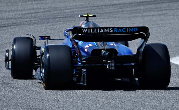 Imagen del tubo de escape del Williams de Logan Sargeant. Reuters